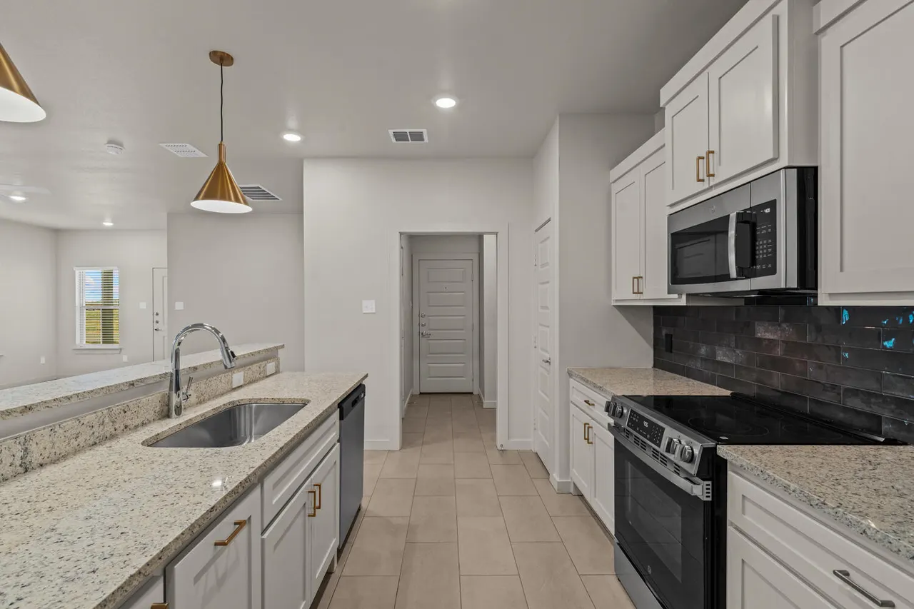 Photo 18 — 7030-7036 41st Street, Lubbock, TX 79407