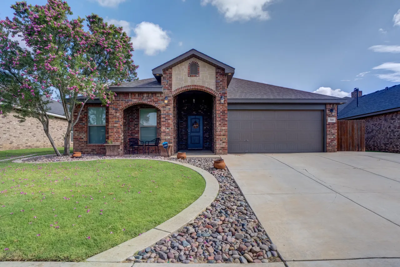 Front exterior — 7118 90th Street, Lubbock, TX 79424