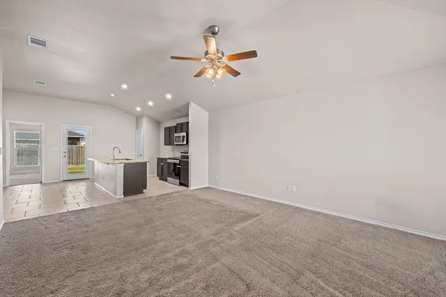 Photo 6 — 3724 Prentiss Avenue, Lubbock, TX 79407