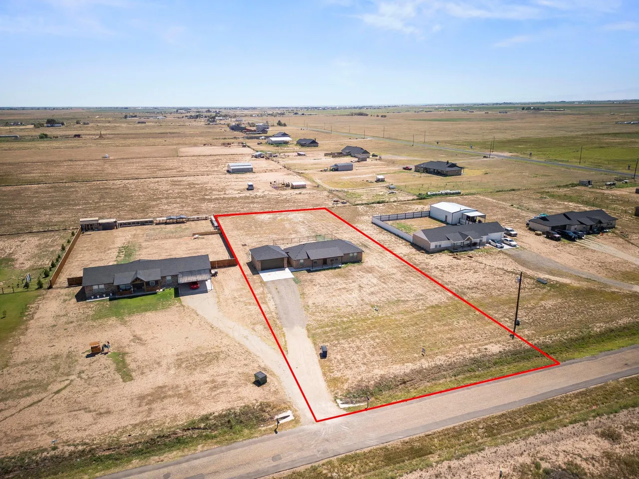 Photo 2 — 11801 County Road 6400 UNIT B, Shallowater, TX 79363