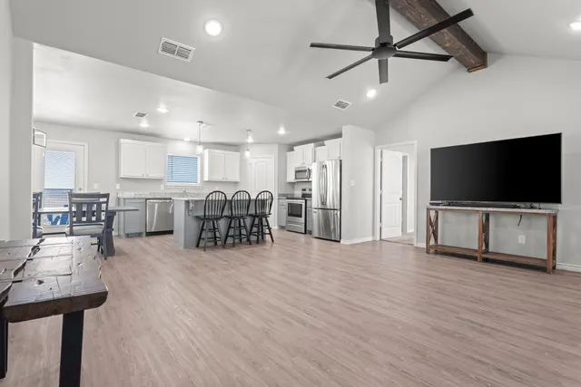 Photo 4 — 11801 County Road 6400 UNIT B, Shallowater, TX 79363
