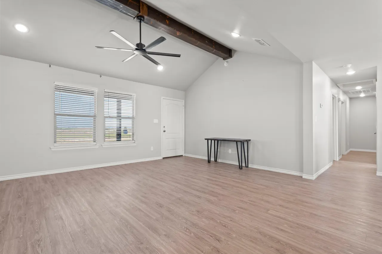 Photo 6 — 11801 County Road 6400 UNIT B, Shallowater, TX 79363