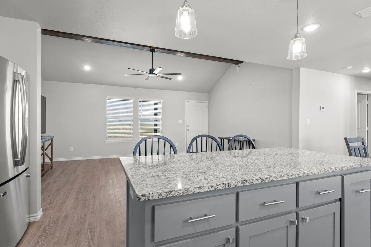 Photo 9 — 11801 County Road 6400 UNIT B, Shallowater, TX 79363