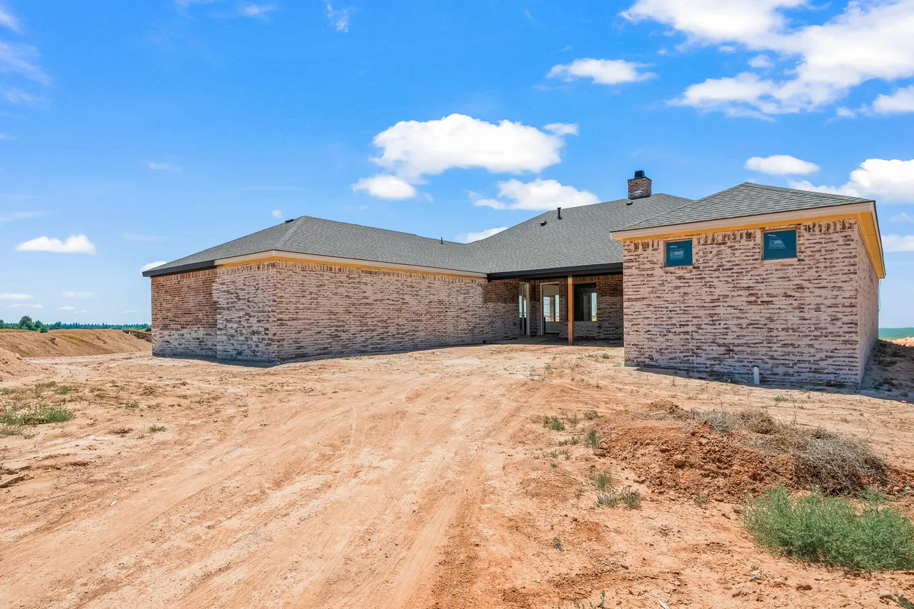 Photo 8 — 6010 141st Street, Lubbock, TX 79424