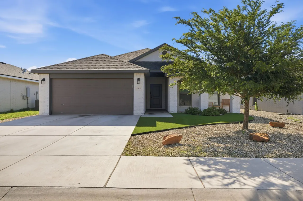 Photo 3 — 2912 Abbeville Avenue, Wolfforth, TX 79382