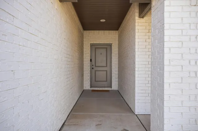 Photo 4 — 2912 Abbeville Avenue, Wolfforth, TX 79382