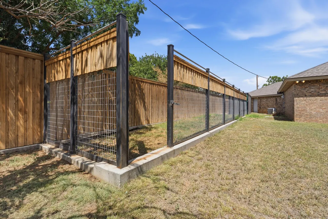 Photo 37 — 1849 Cotton Avenue, Levelland, TX 79336