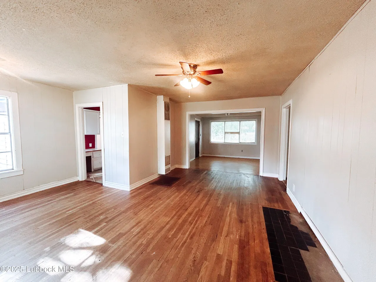 Photo 2 — 2406 32nd Street, Lubbock, TX 79411