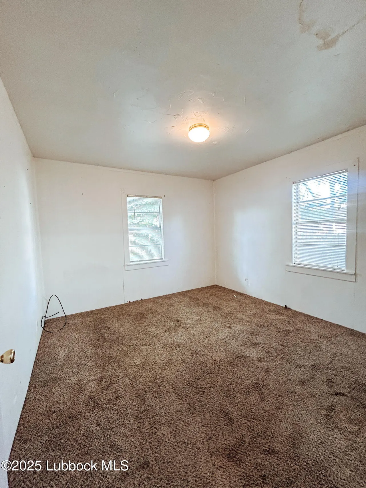 Photo 7 — 2406 32nd Street, Lubbock, TX 79411