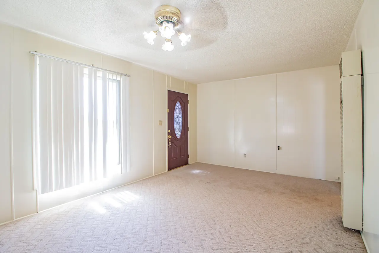 Photo 6 — 202 Avenue C, Levelland, TX 79336