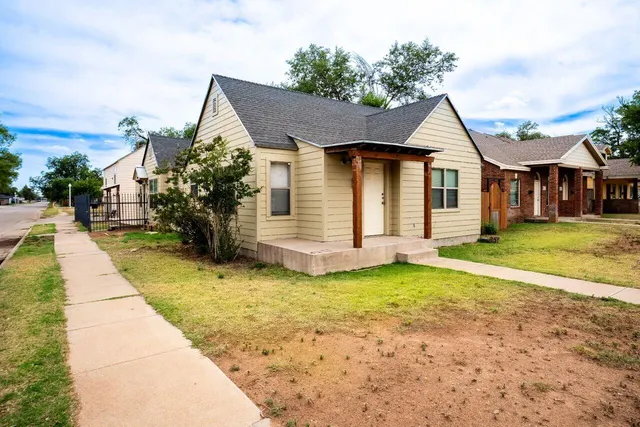 Photo 3 — 1901 15th Street, Lubbock, TX 79401