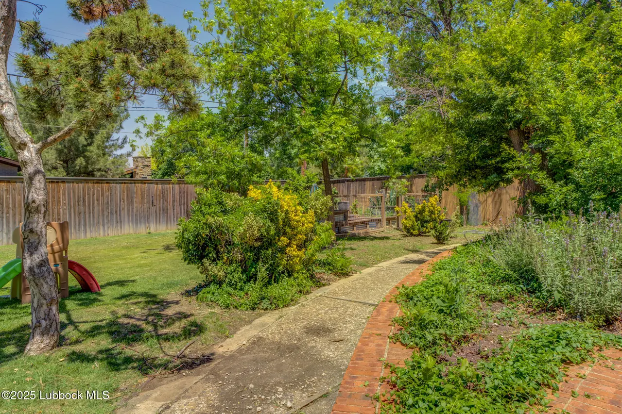 Photo 84 — 4608 18th Street, Lubbock, TX 79416