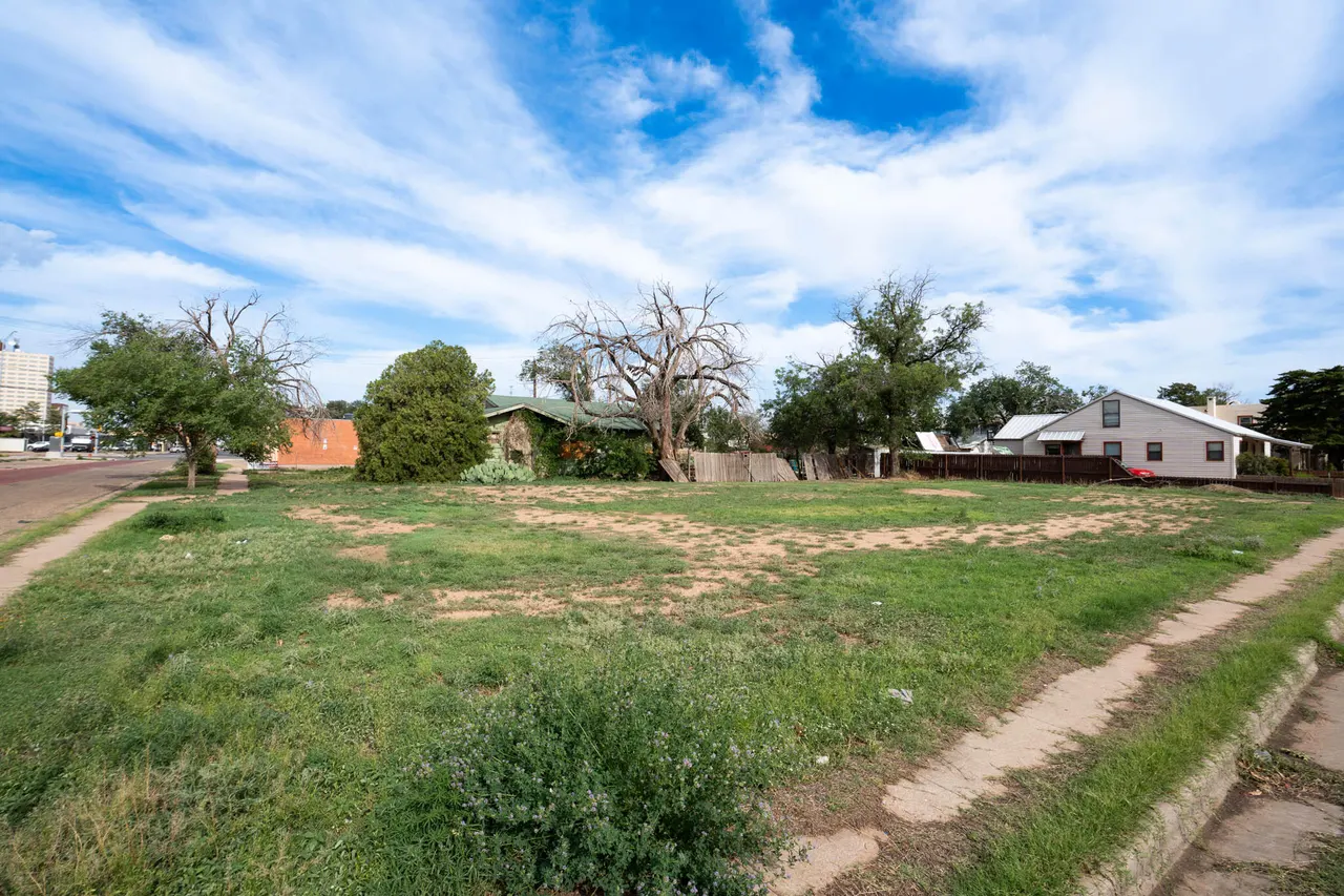 Photo 3 — 1913 15th Street, Lubbock, TX 79401