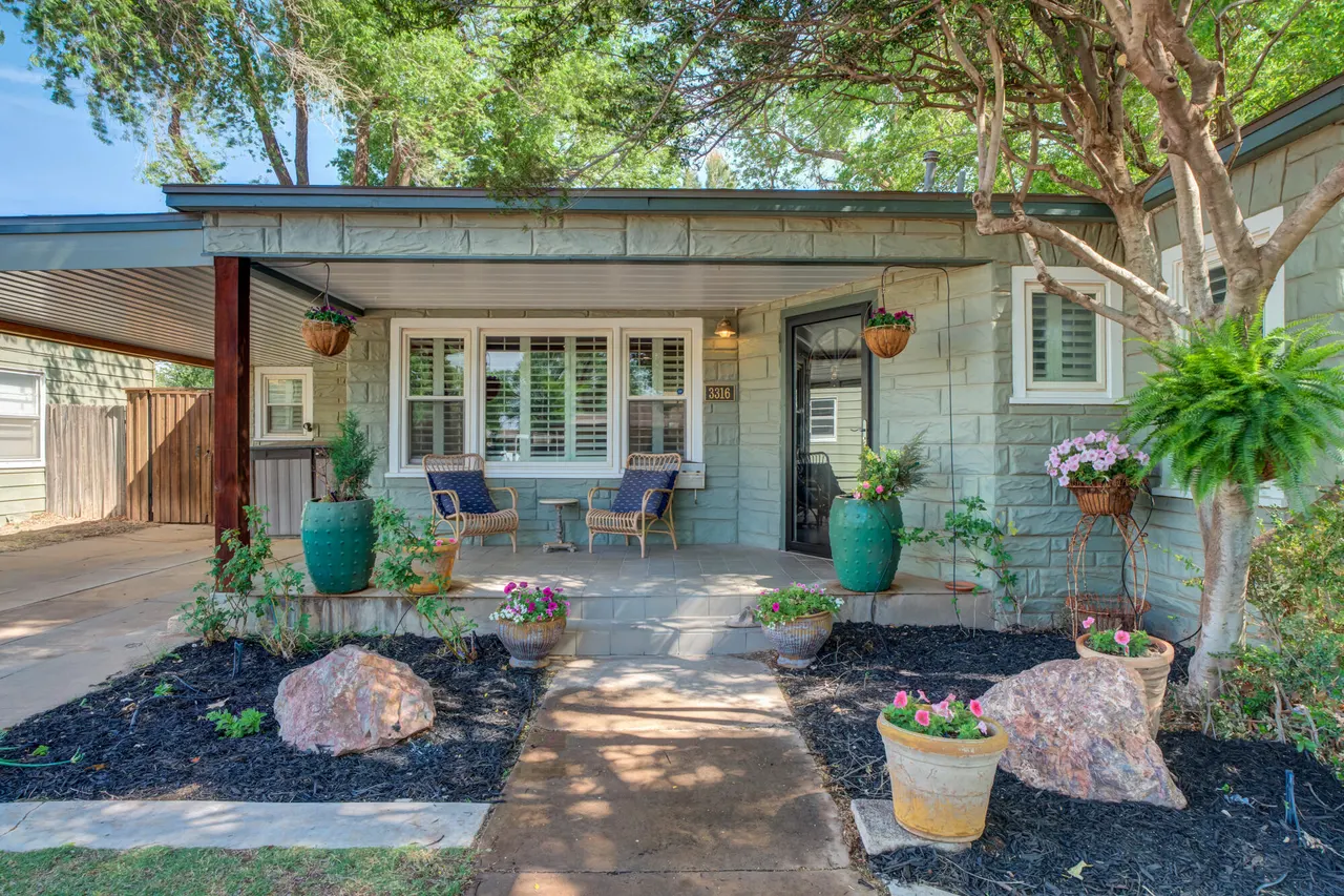 Photo 2 — 3316 29th Street, Lubbock, TX 79410