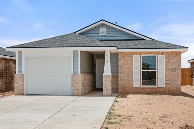 Front exterior — 2013 Yellowhouse Avenue, Wolfforth, TX 79382