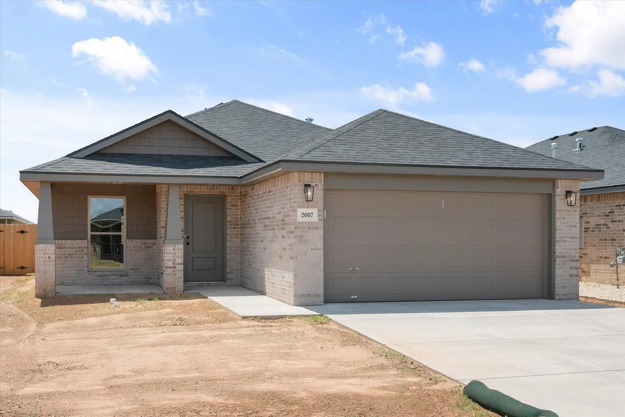 Front exterior — 2007 Durham Avenue, Wolfforth, TX 79382
