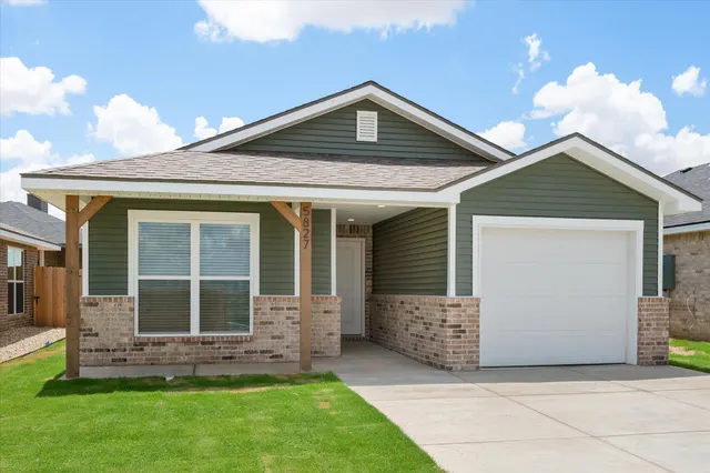 Front exterior — 5827 154th Place, Lubbock, TX 79424