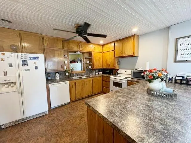 Photo 7 — 2320 N 4th Street, Tahoka, TX 79373