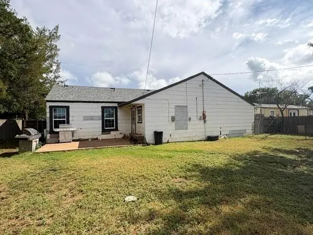Photo 16 — 2320 N 4th Street, Tahoka, TX 79373