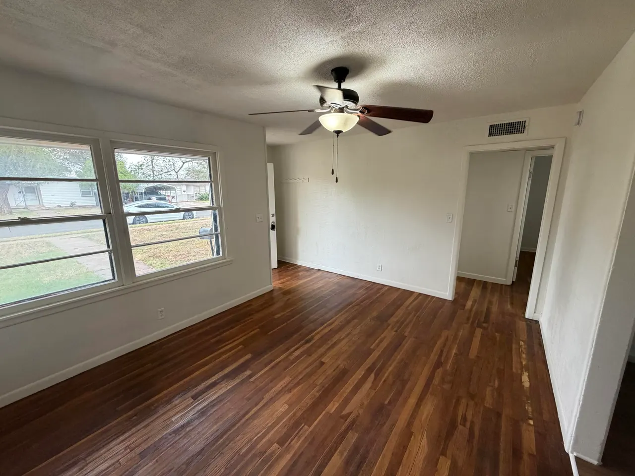 Photo 3 — 5003 35th Street, Lubbock, TX 79414