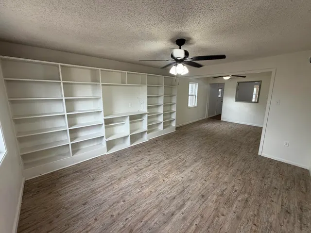 Photo 7 — 5003 35th Street, Lubbock, TX 79414