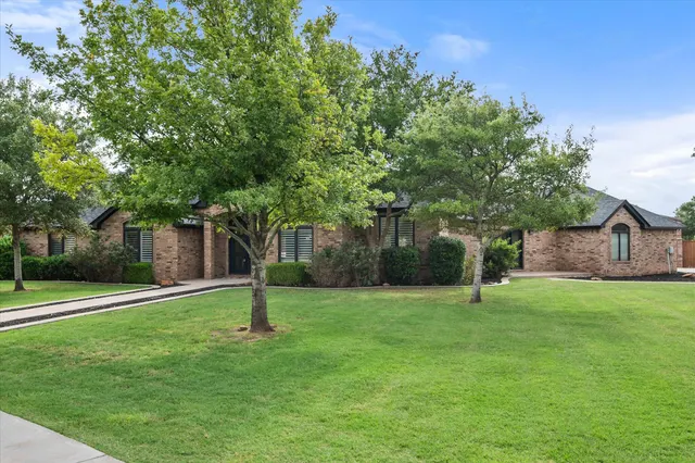 Photo 4 — 15605 Evanston Avenue, Lubbock, TX 79424
