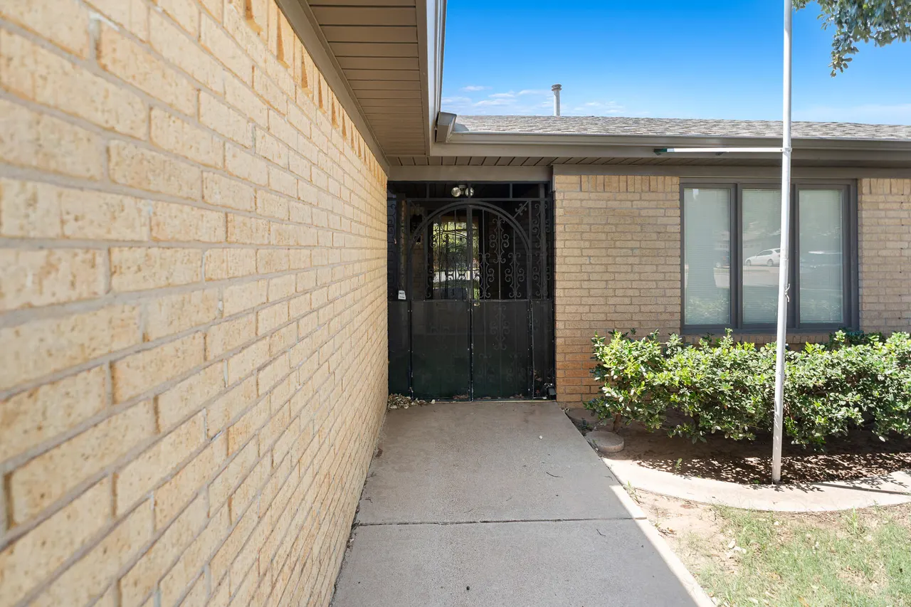 Photo 6 — 5725 64th Street, Lubbock, TX 79424