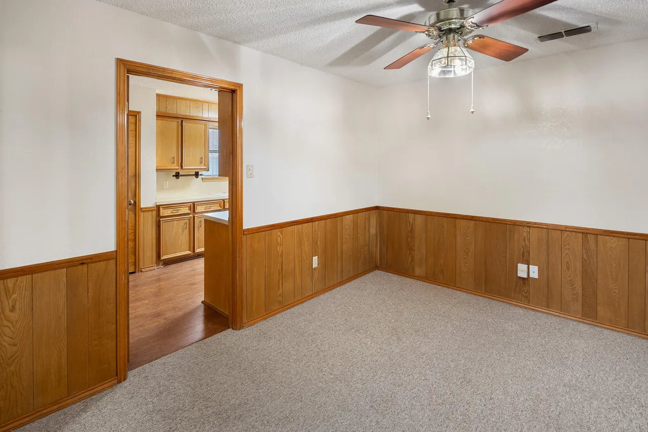 Photo 11 — 5725 64th Street, Lubbock, TX 79424