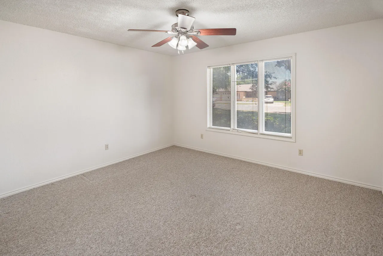 Photo 15 — 5725 64th Street, Lubbock, TX 79424