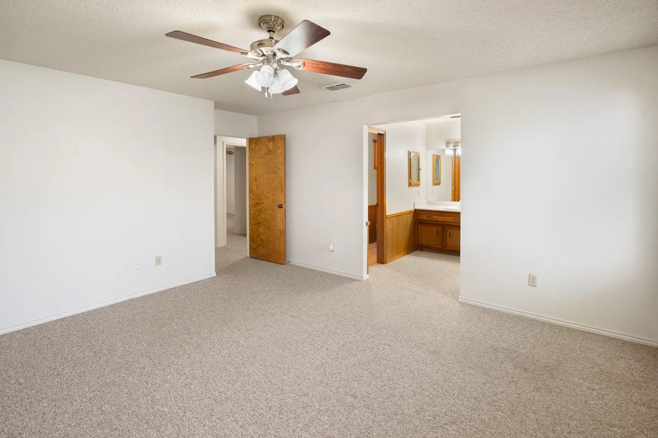 Photo 19 — 5725 64th Street, Lubbock, TX 79424