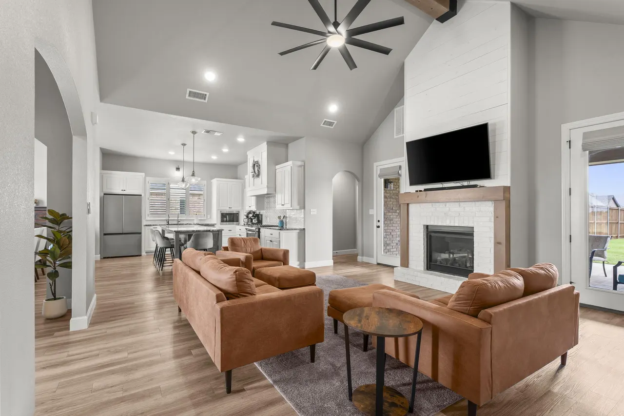 Photo 5 — 7002 103rd Street, Lubbock, TX 79424