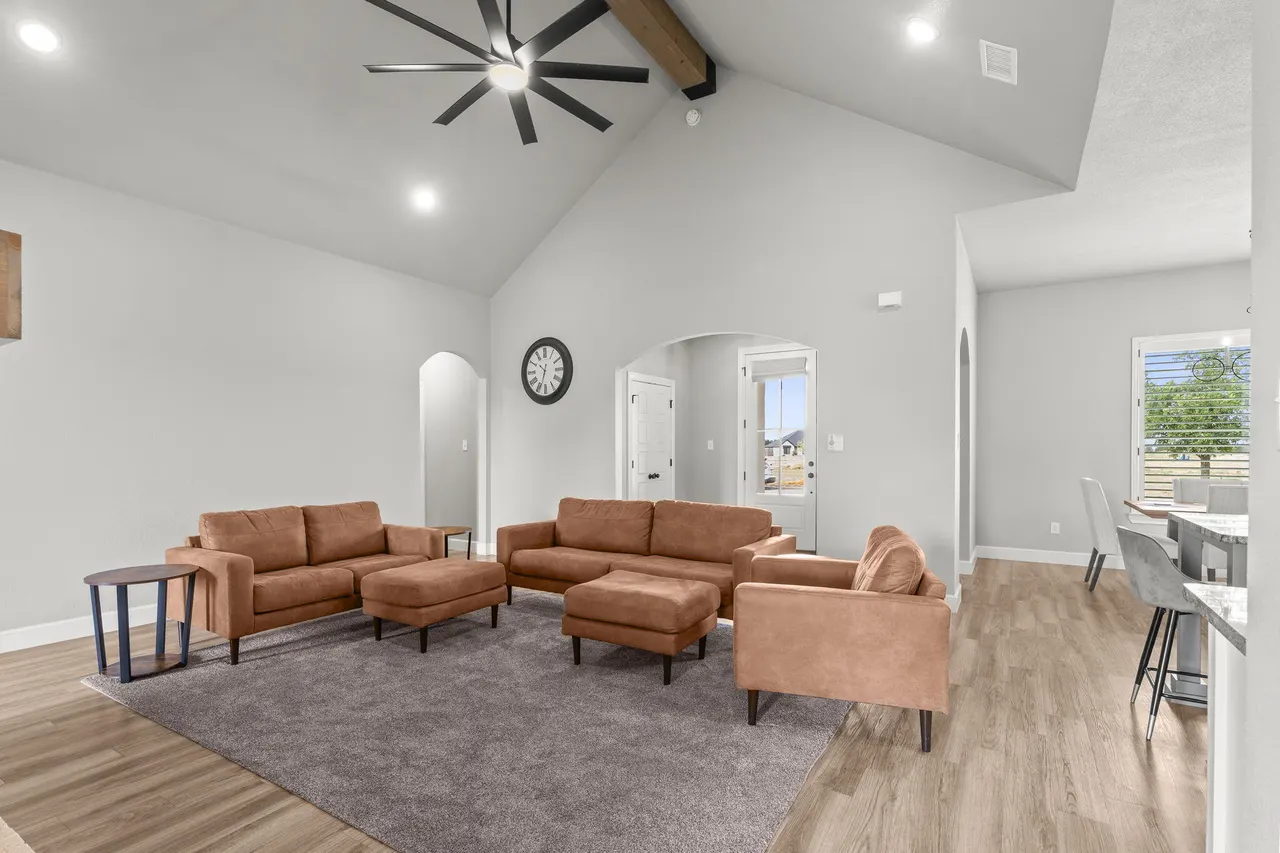 Photo 7 — 7002 103rd Street, Lubbock, TX 79424