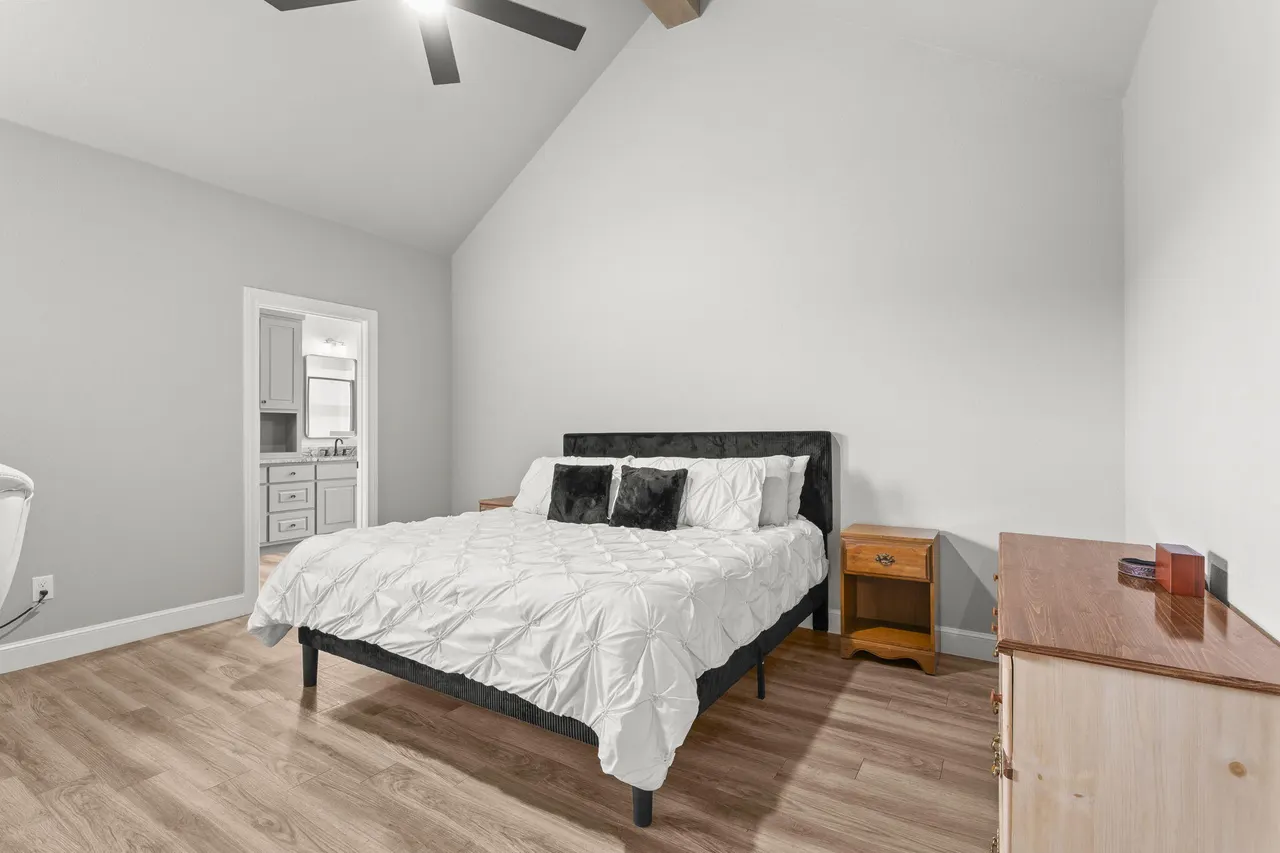 Photo 12 — 7002 103rd Street, Lubbock, TX 79424