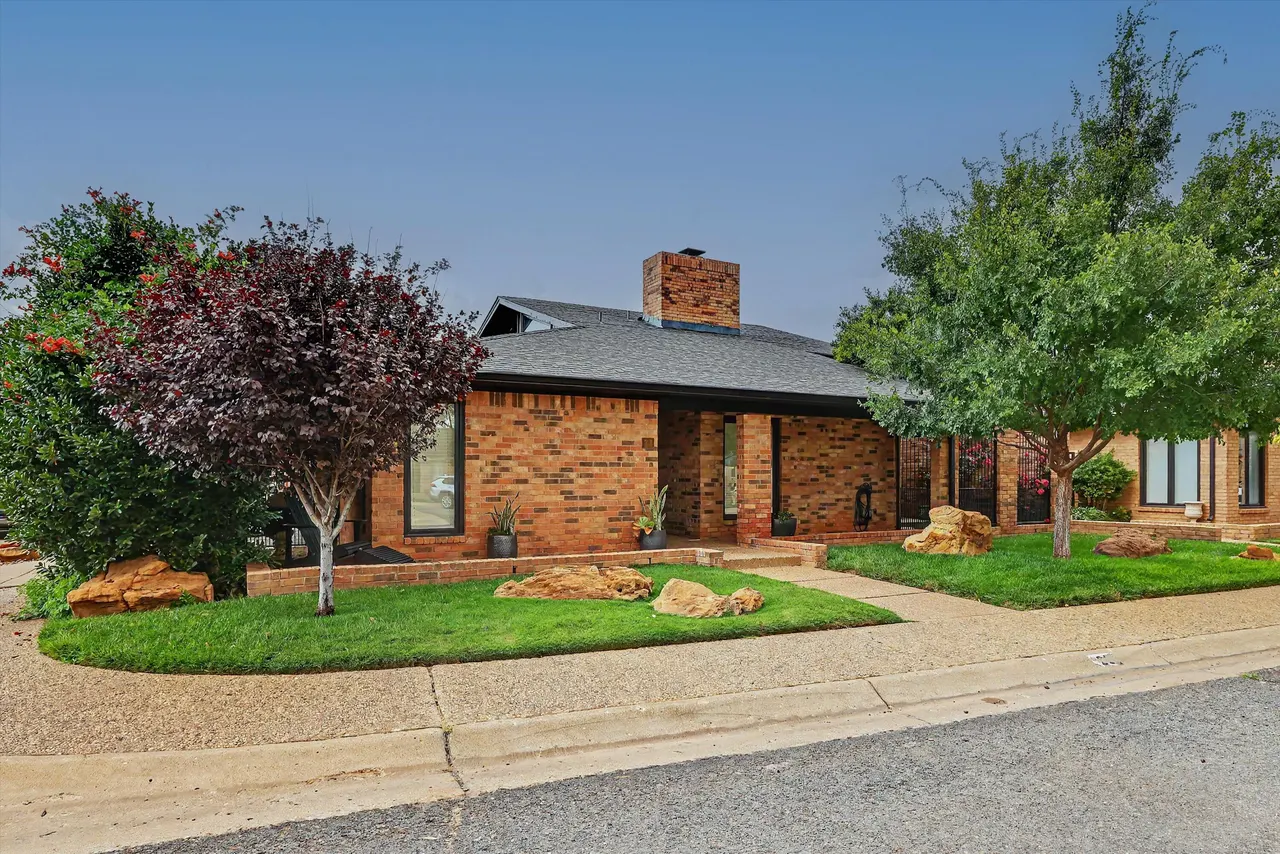 Photo 3 — 9102 Vicksburg Avenue Unit 23, Lubbock, TX 79424
