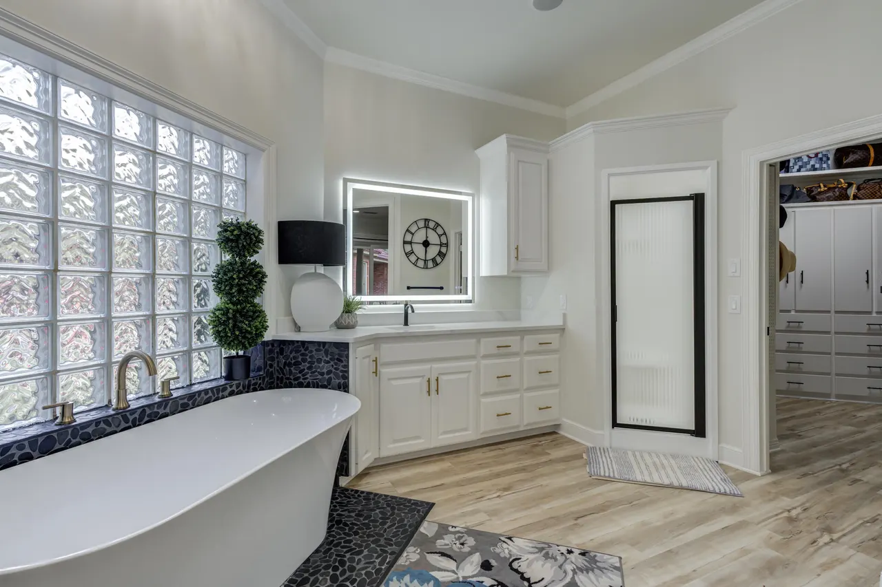 Photo 38 — 9702 York Place, Lubbock, TX 79424