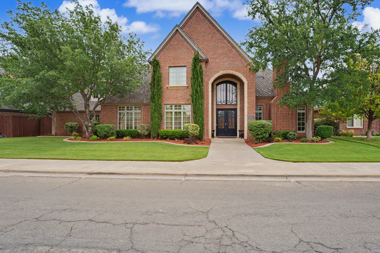 Front exterior — 9903 Savannah Avenue, Lubbock, TX 79424