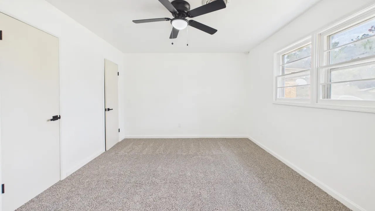 Photo 6 — 3010 69th Street, Lubbock, TX 79413