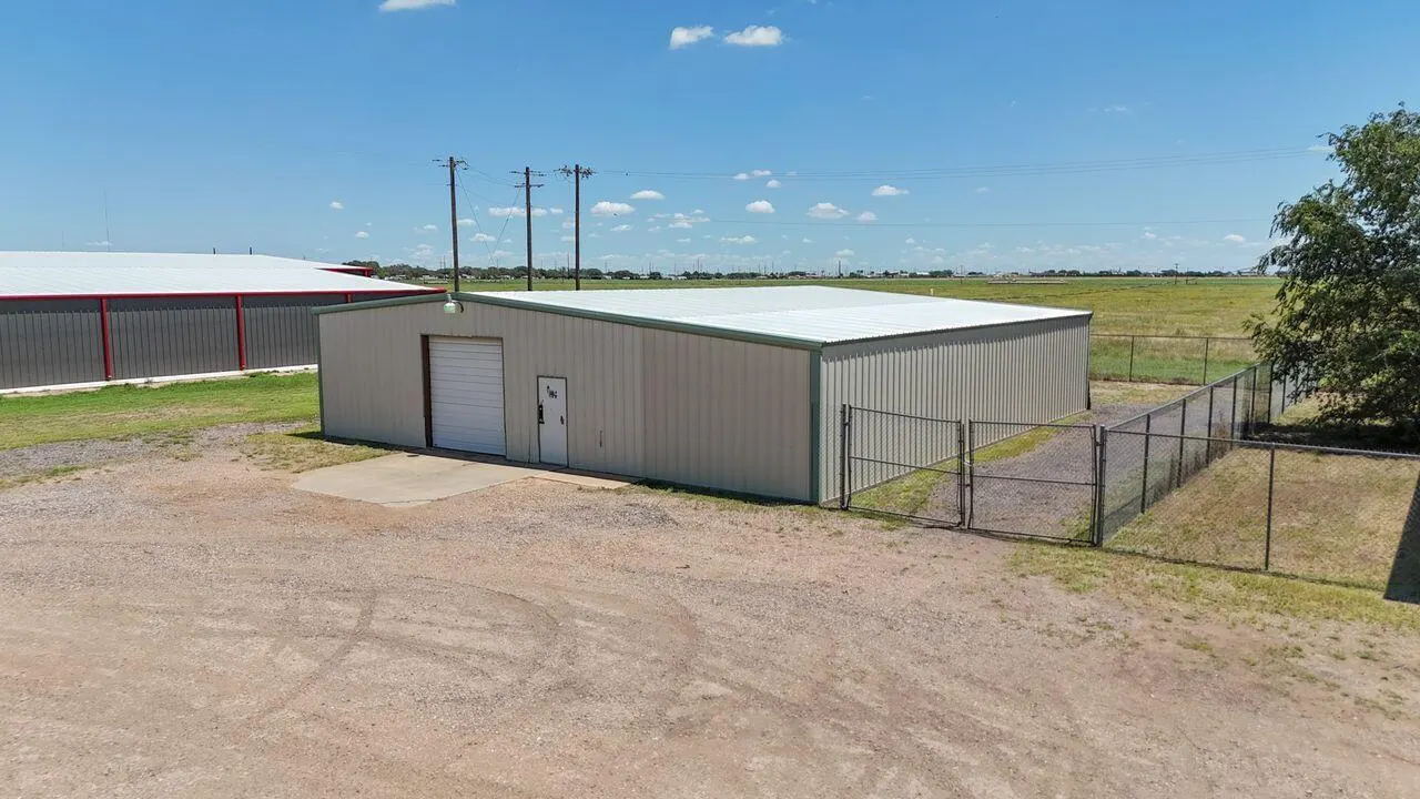 Photo 2 — 2301 122nd Street, Lubbock, TX 79423