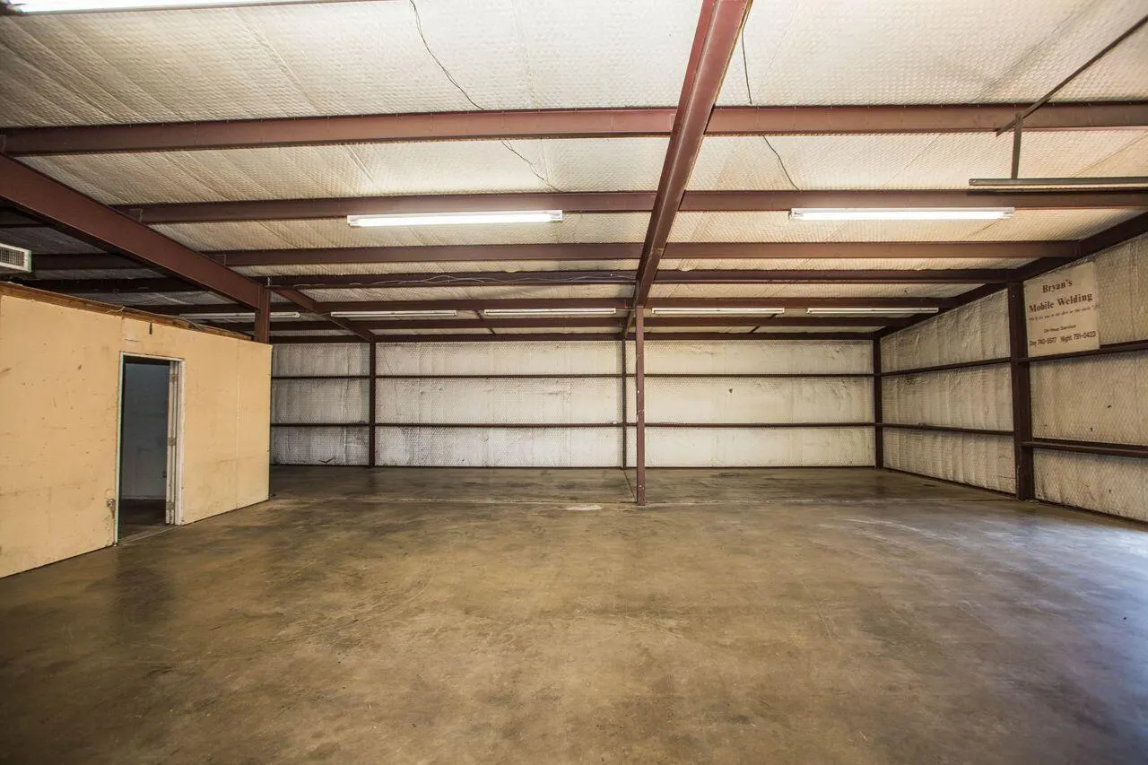 Photo 6 — 2301 122nd Street, Lubbock, TX 79423