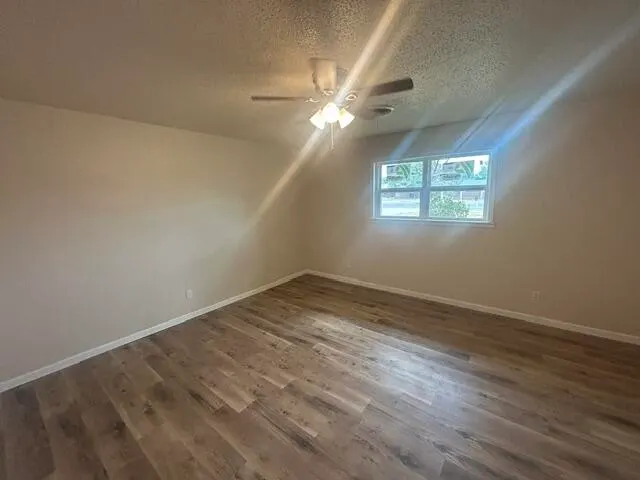 Photo 12 — 1926 Avenue H, Levelland, TX 79336