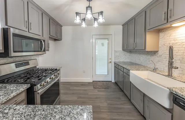 Photo 3 — 4816 40th Street, Lubbock, TX 79414