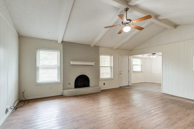 Photo 4 — 5517 1st Place, Lubbock, TX 79416