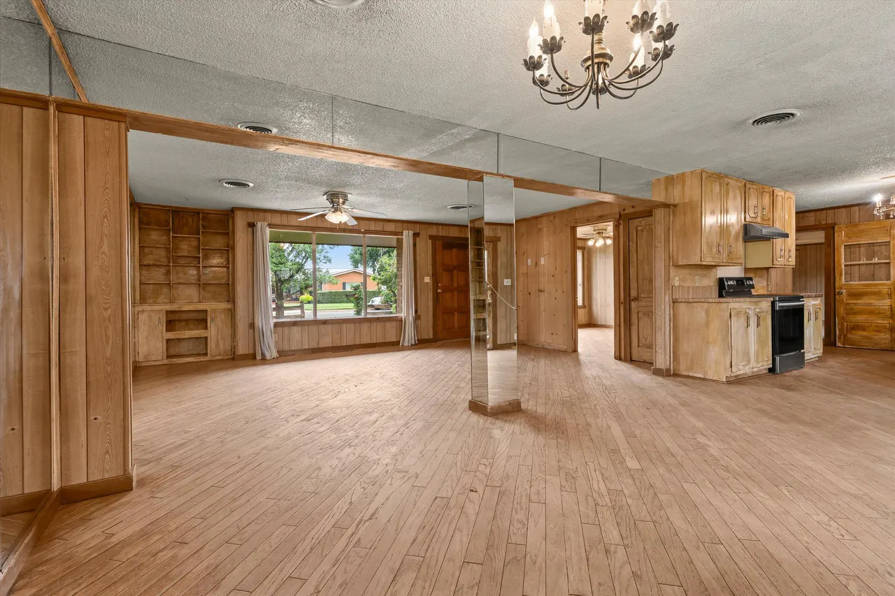 Photo 7 — 101 N 22nd Place, Lamesa, TX 79331