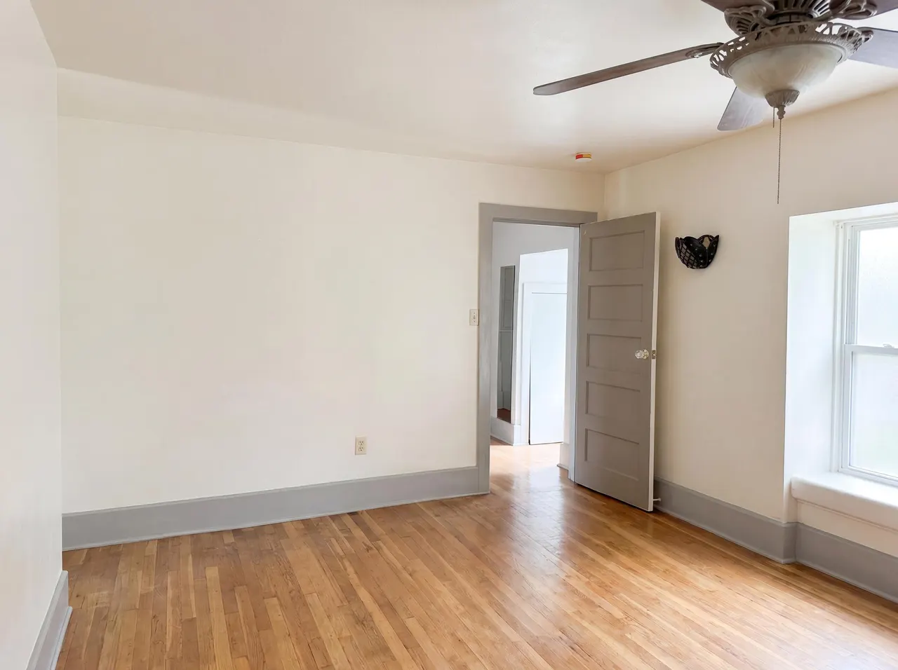 Photo 10 — 506 S Foley Street, Seymour, TX 76380