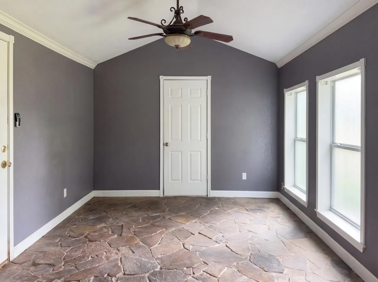 Photo 8 — 506 S Foley Street, Seymour, TX 76380