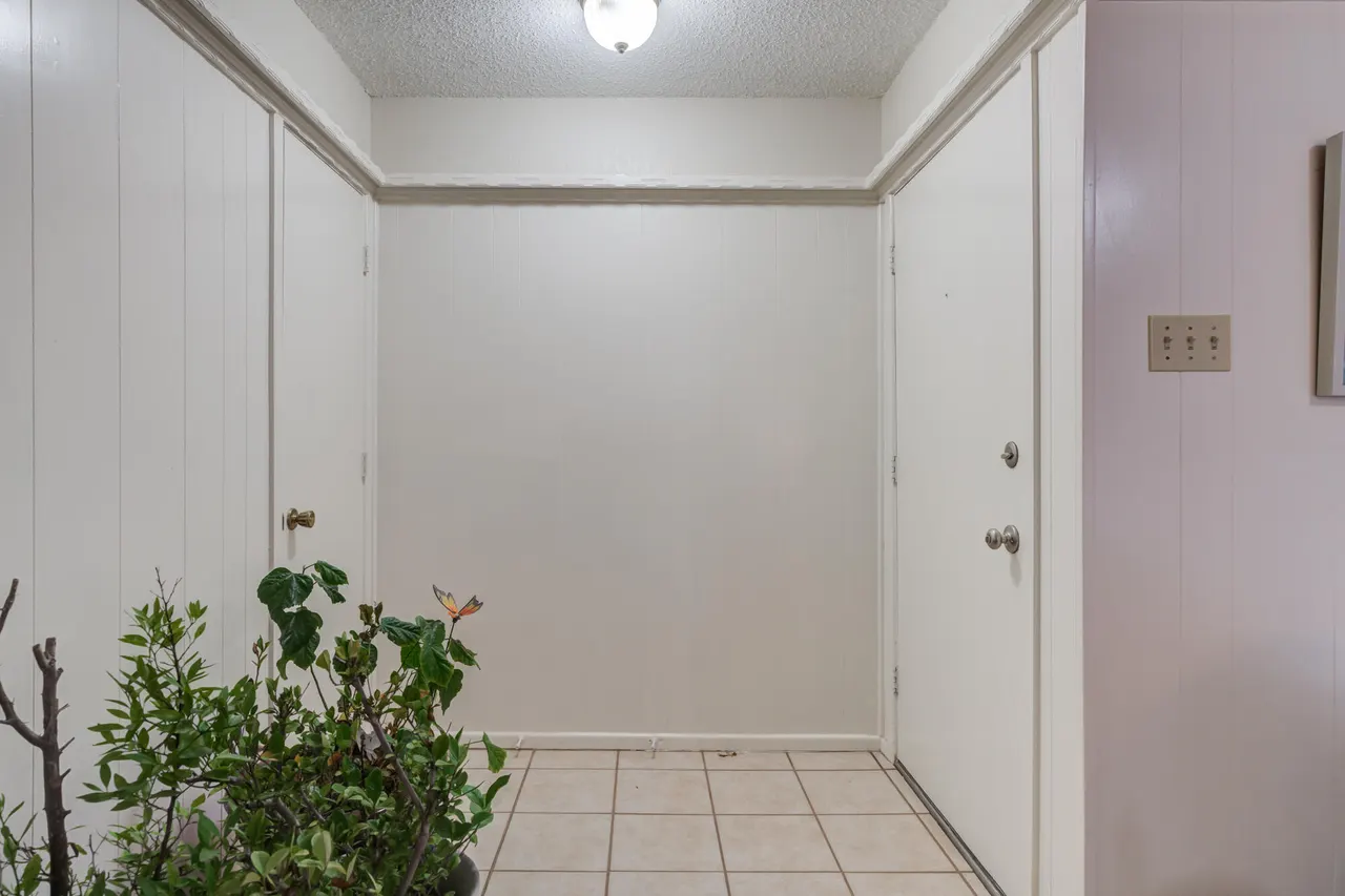 Photo 5 — 7815 Memphis Avenue, Lubbock, TX 79423