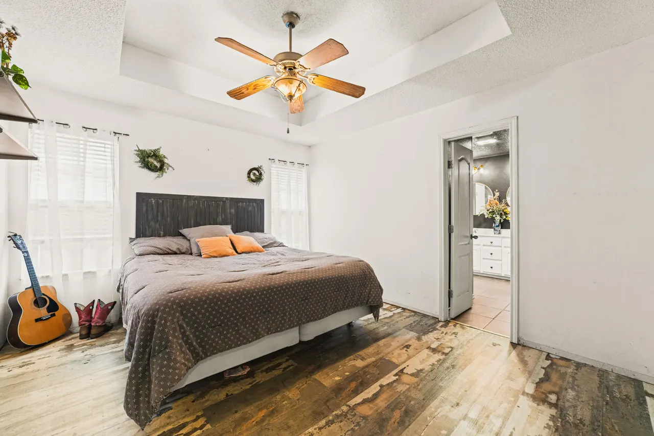 Photo 3 — 6006 102nd Street, Lubbock, TX 79424