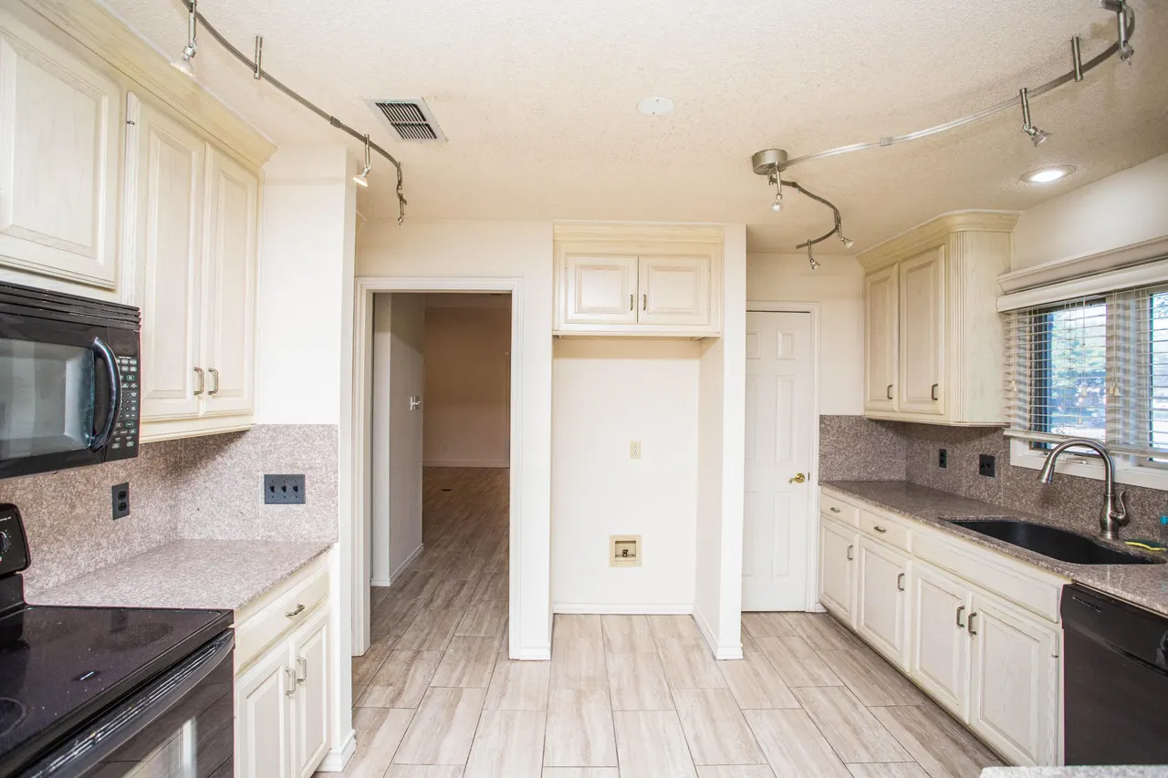Photo 19 — 4815 2nd Drive, Lubbock, TX 79416