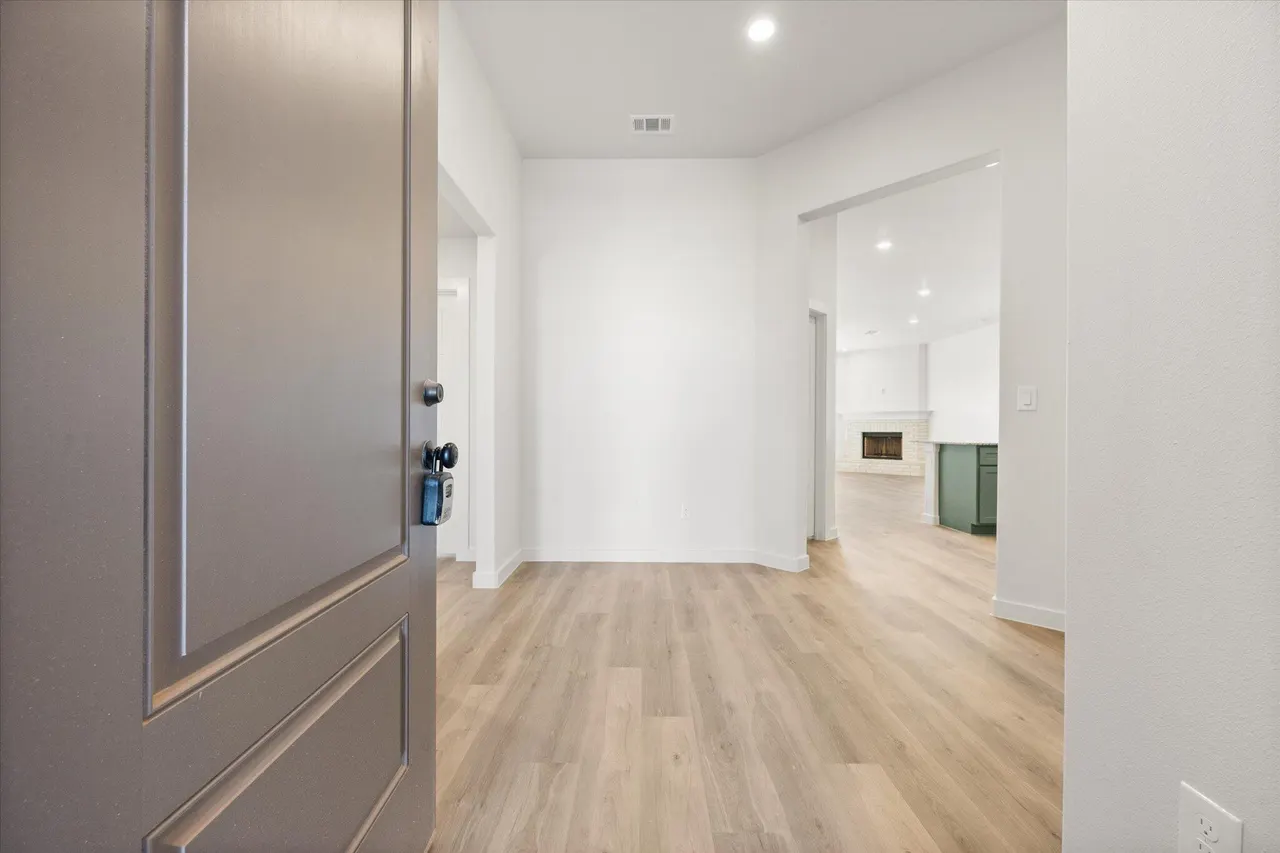 Photo 4 — 15414 Grover Avenue, Lubbock, TX 79424