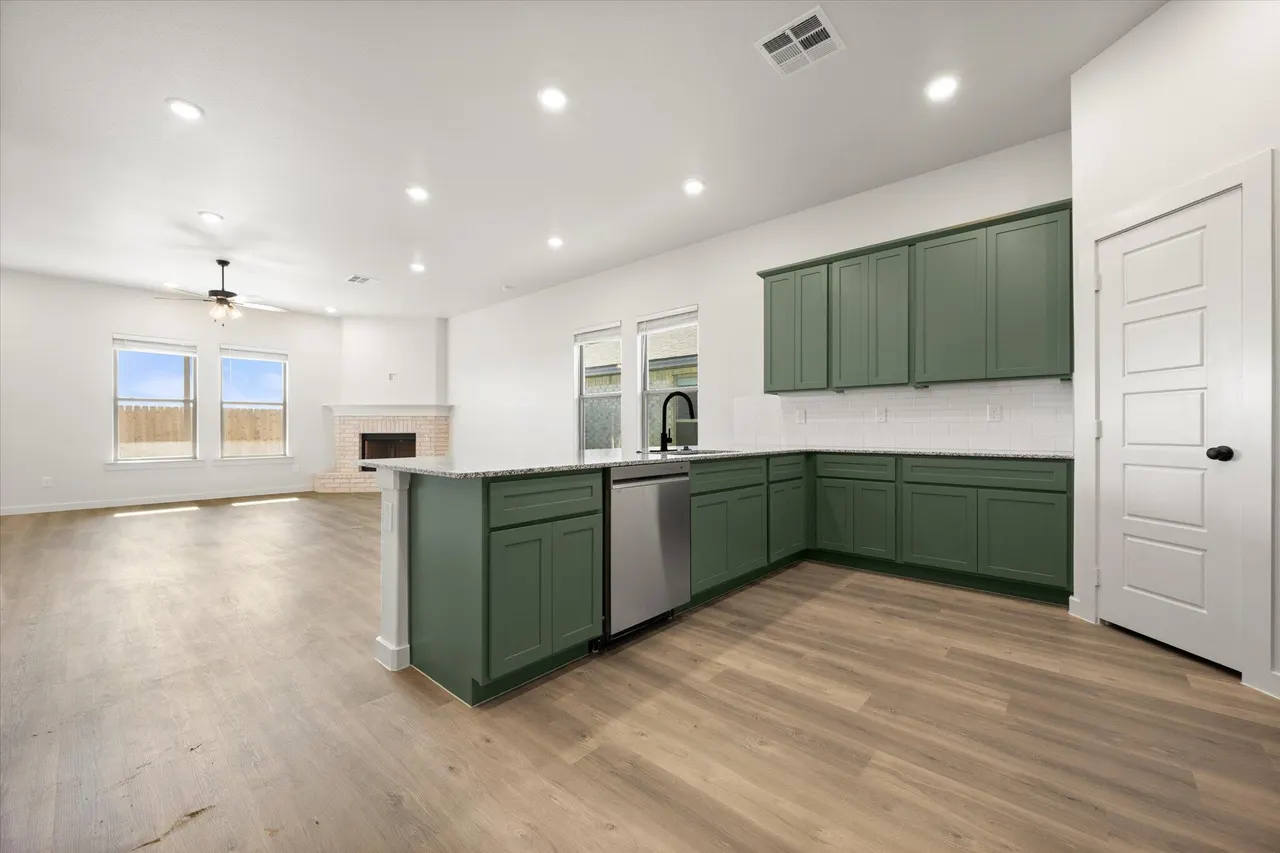 Photo 14 — 15414 Grover Avenue, Lubbock, TX 79424